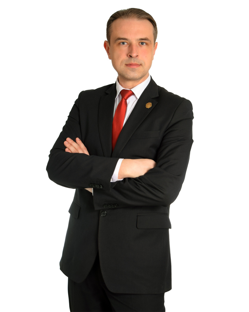 Савостьян  Андрей  Валерьевич