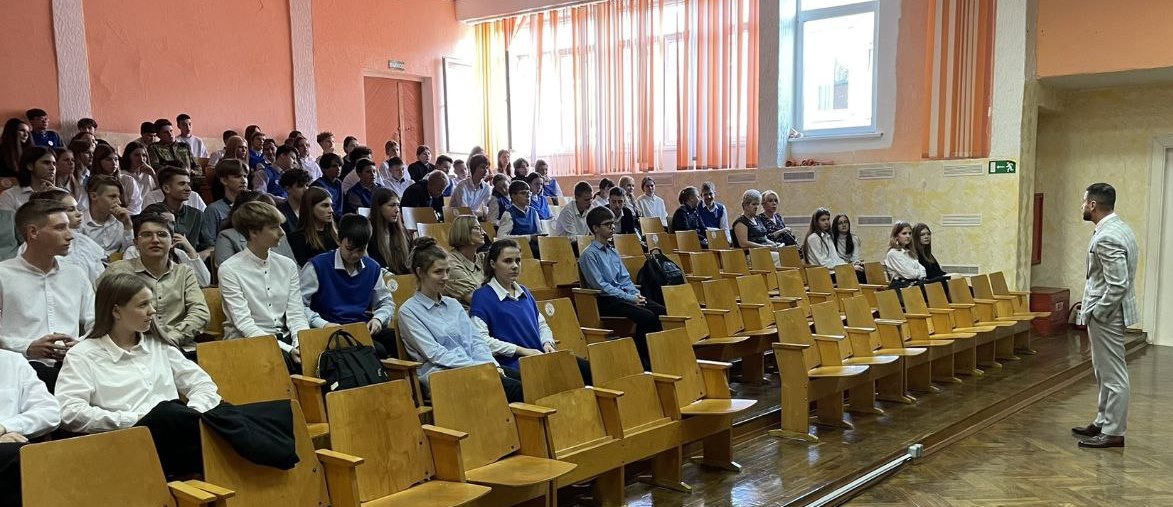  Профилактическую правовую работу в школах проводят адвокаты Гродно и Витебска