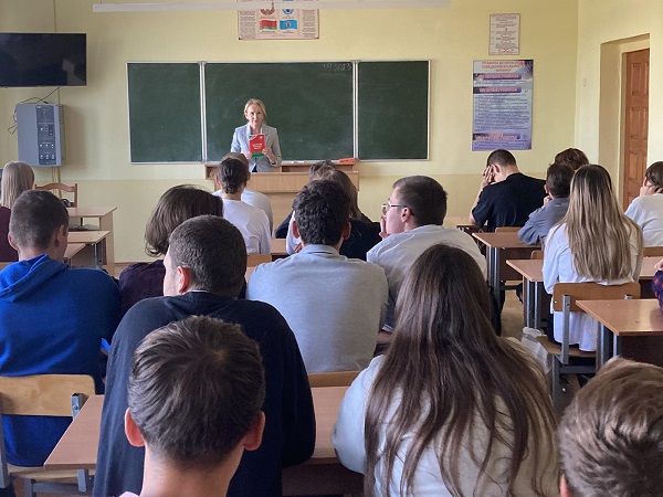 Белорусские адвокаты продолжают работу по правовому воспитанию в школах 