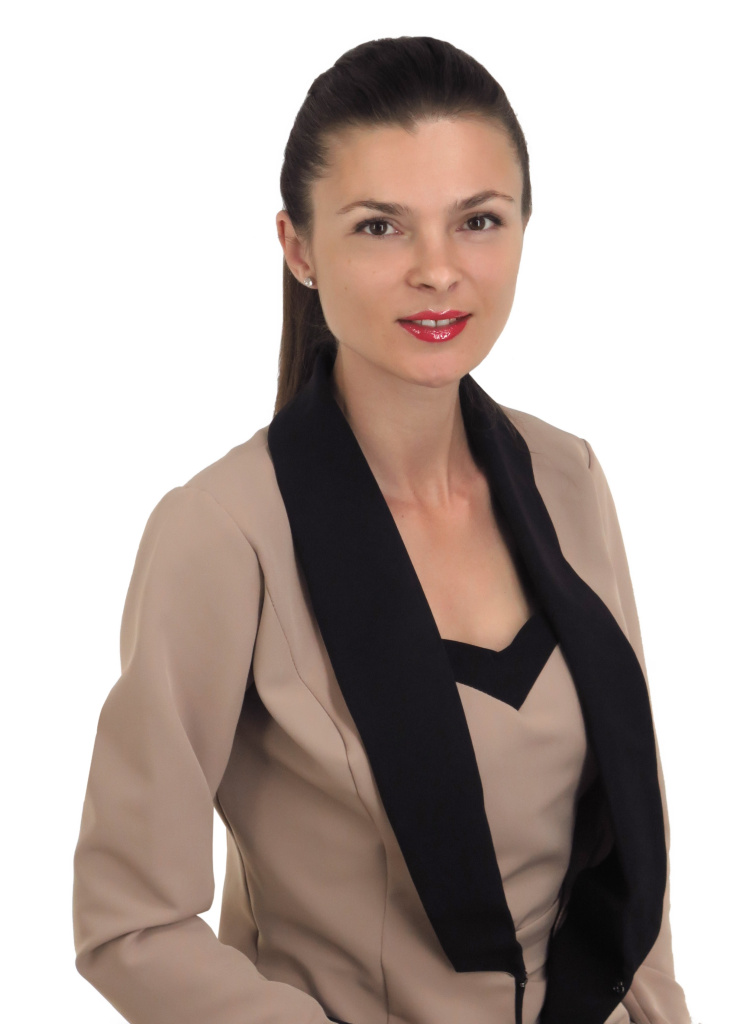 Новикова  Дина  Александровна