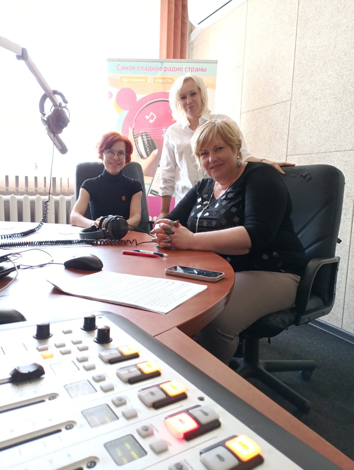 В эфире радио «Зефир ФМ» адвокаты рассказали о безопасности детей и ответственности в период каникул 