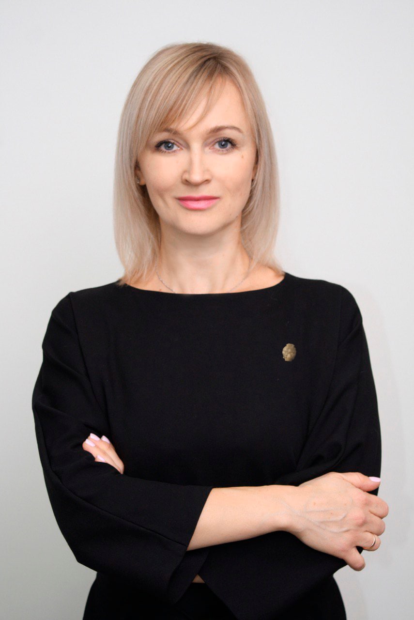 Овсянникова Елена Гарриевна