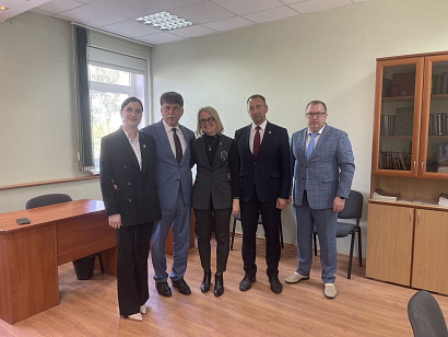 Николай Старовойтов посетил юрконсультации ВОКА и пообщался с адвокатами